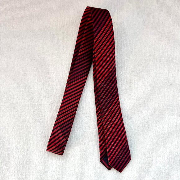 Appaman Kids Red and Black Tie - Picture 1 of 6